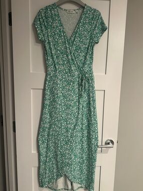 Rebel Sugar Mint Green Floral Wrap-Style Midi Dress